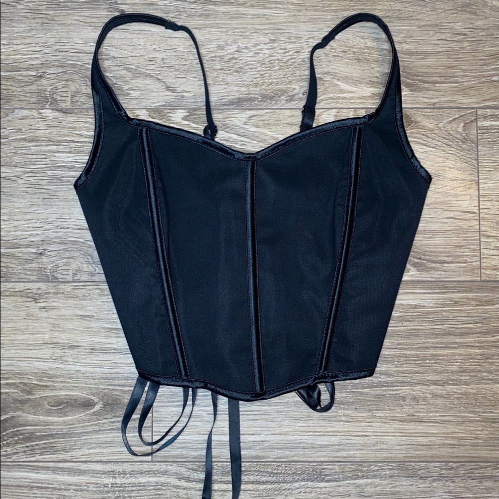 🖤 Black corset top